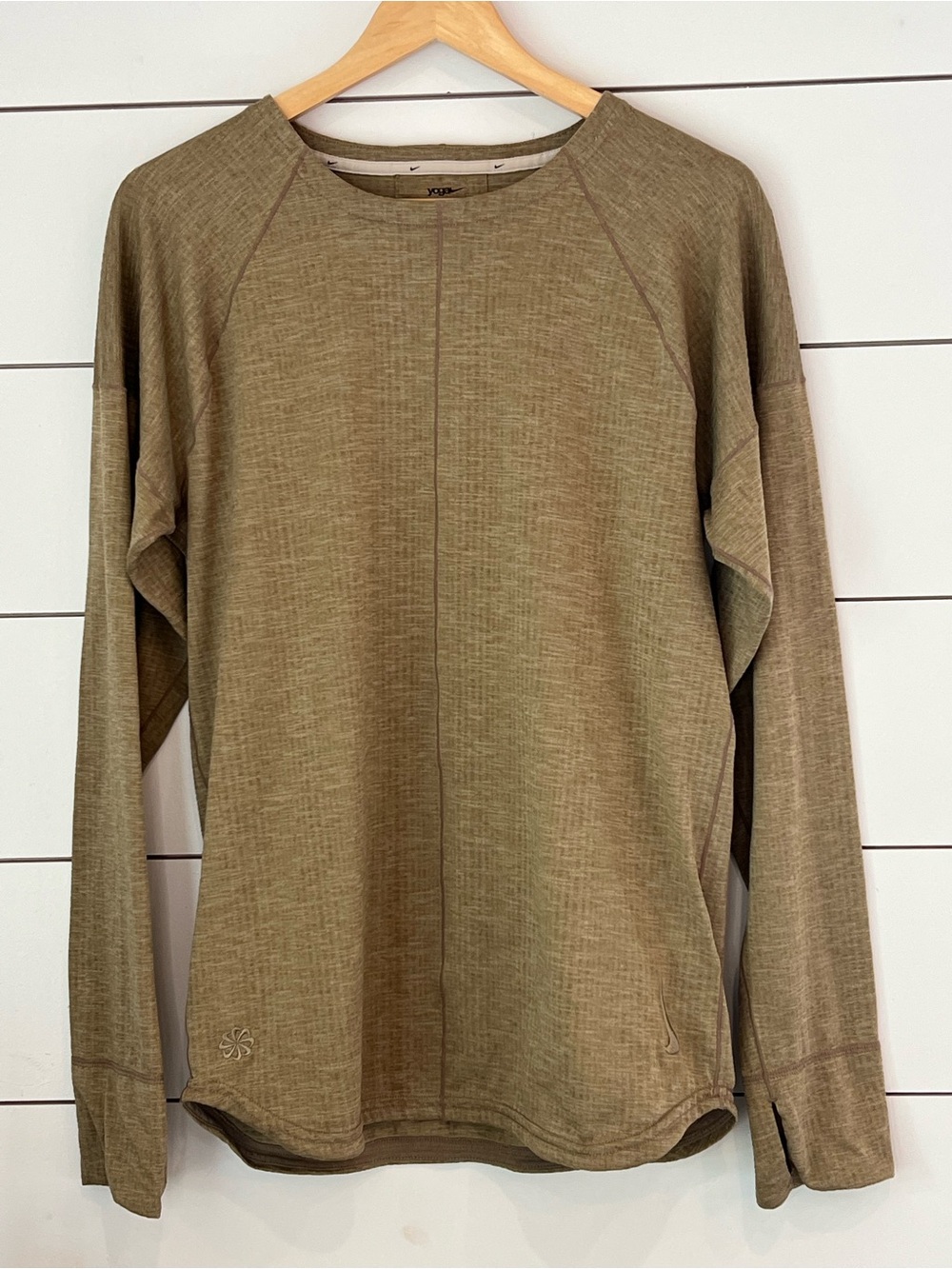 Nike Yoga dri fit athleisure Long-Sleeve‎ Tee